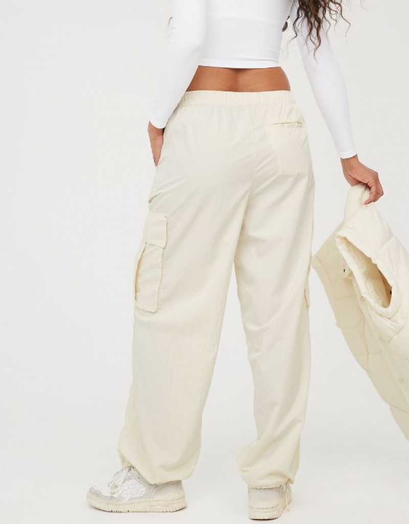 Pantalon Aerie OFFLINE By Chill Moves Cargo Blanche | IQK-09949408