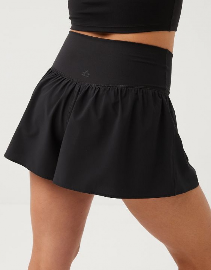 Short Aerie OFFLINE By Real Me Crossover Flowy Noir | WCP-92657409